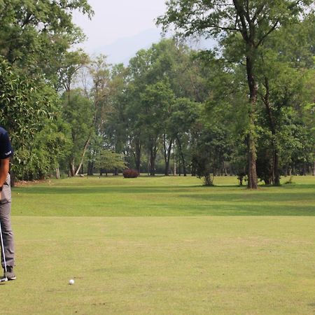 Miraaya Wellness And Golf Resort 치트완 외부 사진